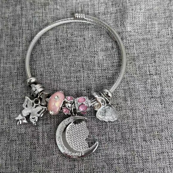 Hello Kitty Silver and Pink Charm Bracelet - Picture 5 of 5